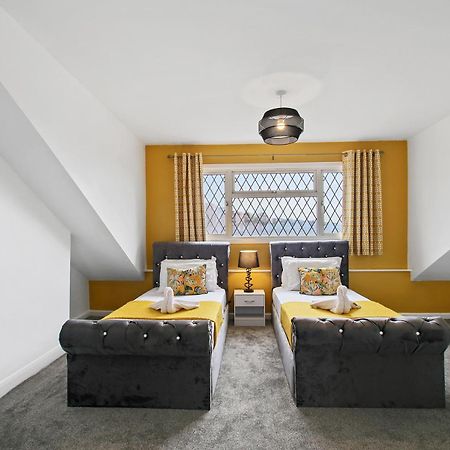 Home In Woodhouse, Leeds Leeds  Esterno foto