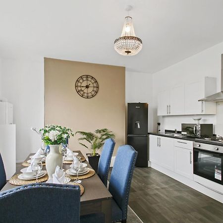 Home In Woodhouse, Leeds Leeds  Esterno foto