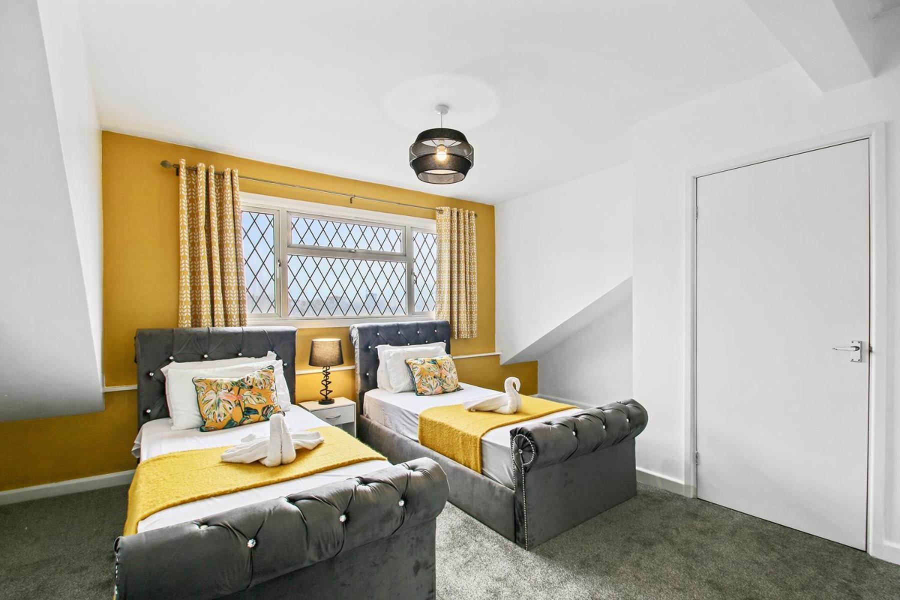 Home In Woodhouse, Leeds Leeds  Esterno foto