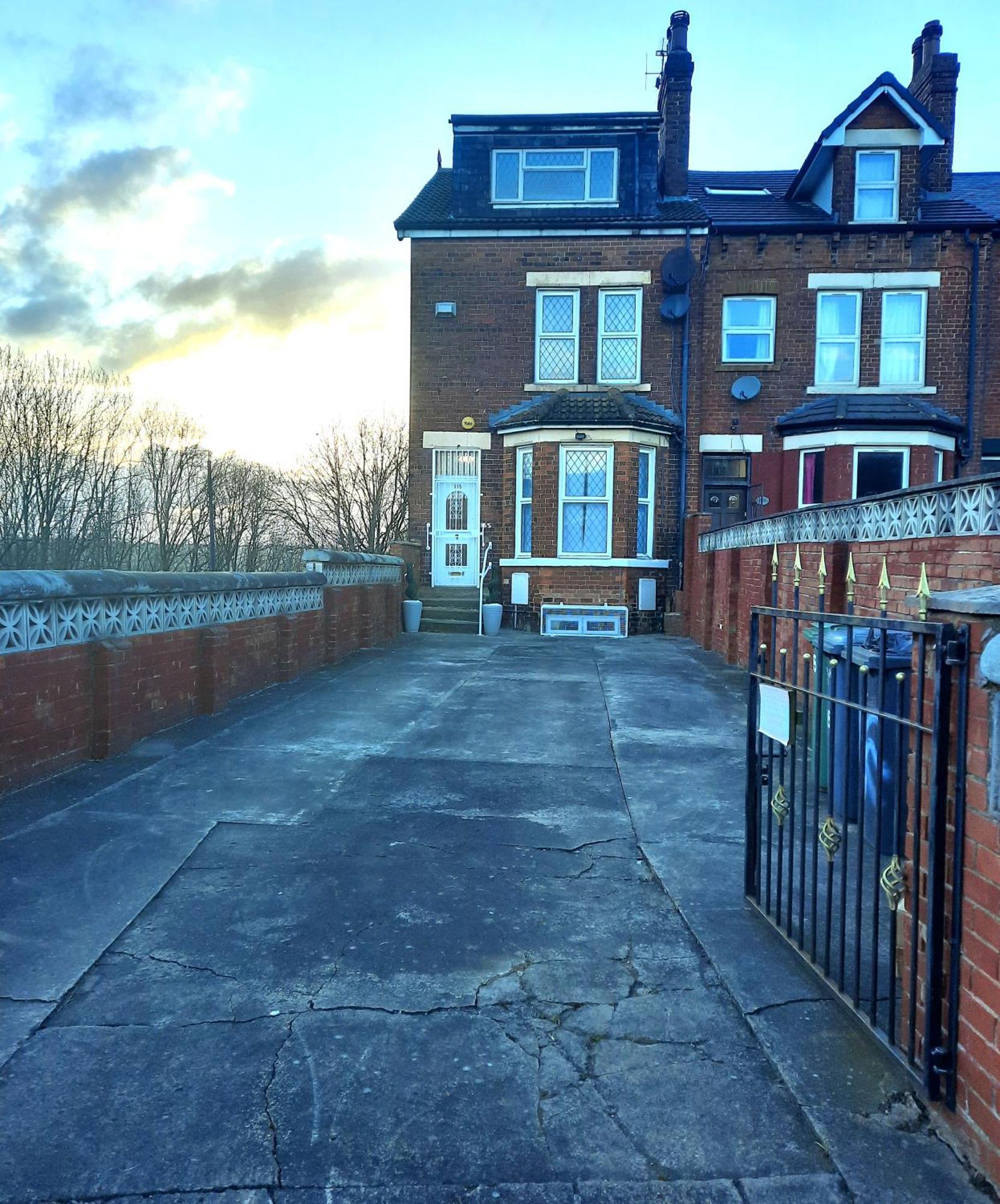 Home In Woodhouse, Leeds Leeds  Esterno foto